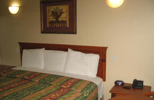 South Wrigley Hotel | Tower Motel Long Beach