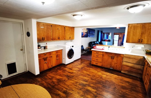 Carlotta Cabin | Towering Redwoods, Private River Access, 2 Bathroom, 3 Bedroom, Up to 13 Guests
