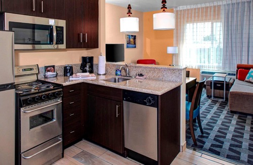 Greenacres Hotel | Towneplace Suites Bakersfield West