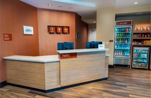 Lake Forest Hotel | TownePlace Suites Irvine Lake Forest