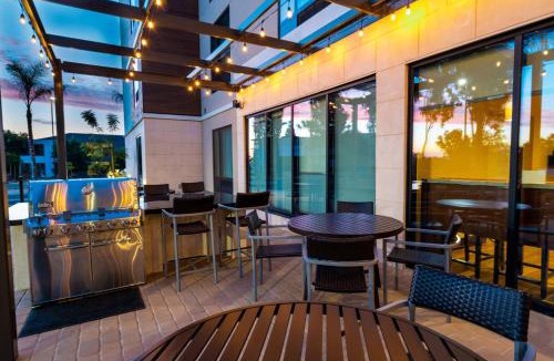 Lake Forest Hotel | TownePlace Suites Irvine Lake Forest