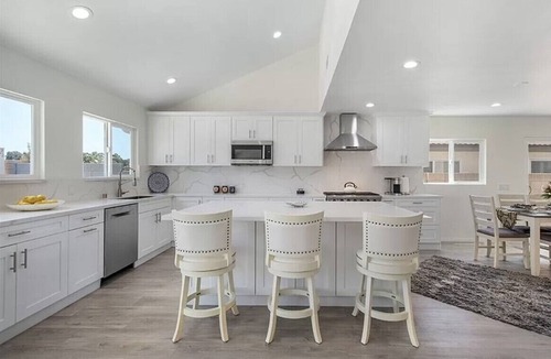 Laguna Hills House | Tranquil Creek view