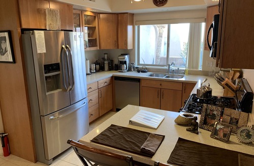 Desert Hot Springs House | Tranquil Desert Retreat . Short walk to hot springs & close to Joshua Tree!
