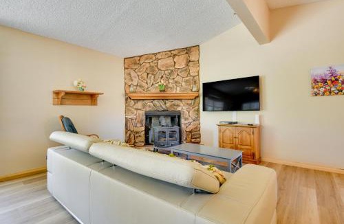 Maricopa House | Tranquil Maricopa Retreat with Pool and Hot Tub