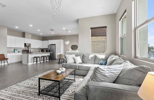 Bellflower House | Tranquil Townhouse on Alondra Blvd