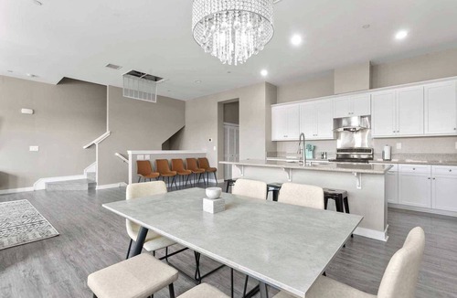 Bellflower House | Tranquil Townhouse on Alondra Blvd