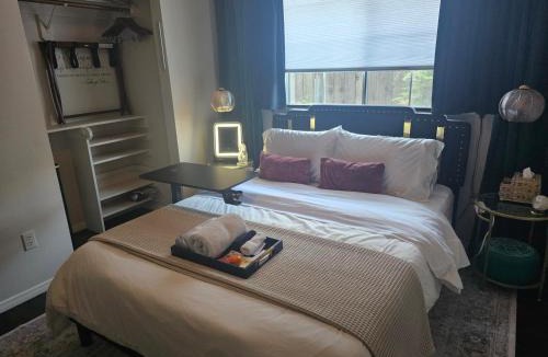 Hollywood House | Tranquility at the House of Alchemy Hollywood