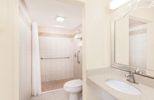 Barstow Hotel | Travelodge by Wyndham Barstow