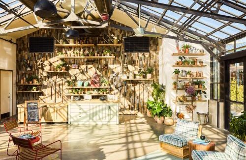 Morse Park Hotel | Treehouse Hotel Silicon Valley