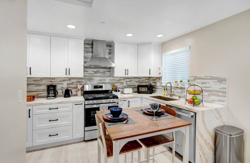 Alhambra Apartment | tsgv-alh1127-wos-1-1