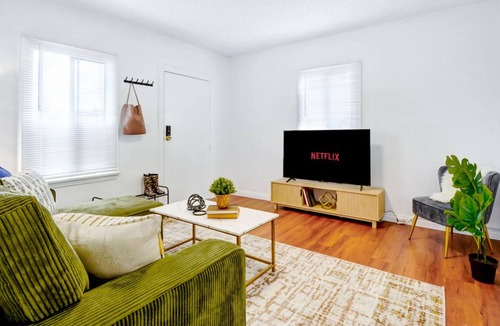 Alhambra Apartment | tsgv-alh432-b-wos-3-1