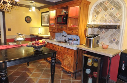 Desert Hot Springs Hotel | Tuscan Springs Hotel & Spa