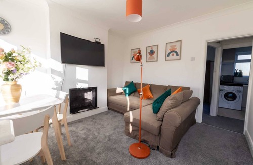 North End Apartment | Two bedroom apartment in Dartford-Lovely decor