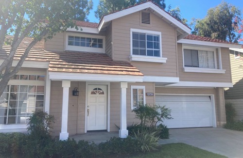 Tustin House | Two Bedroom single Family House in Tustin