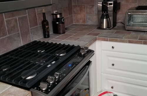 Big Bear City House | TWO BIG FAMILY AREAS means more for everyone! 7 parking spaces as well