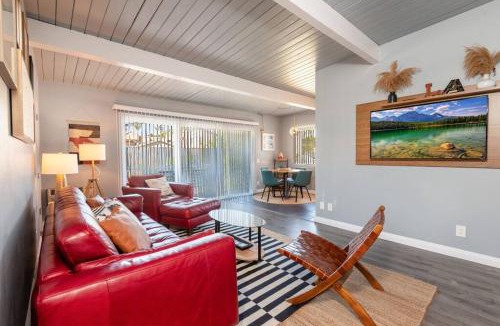 Eagle Rock Apartment | Ultimate Luxury Apt near Dodgers Stadium Sleeps 4