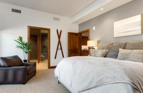 Lakeside Park Apartment | Ultimate Luxury Residence with Extras Galore across from Heavenly Village & Gondola - Zalanta Resort