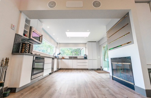 Los Altos Hills House | Ultra-modern executive mansion retreat in the most prestigious area of Bay Area