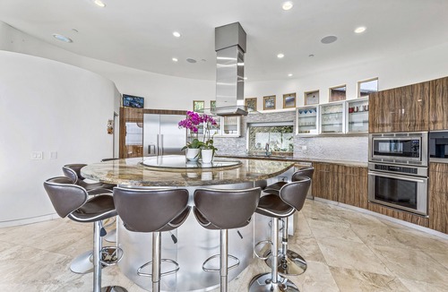 Laguna Beach House | Ultra Modern Ocean View Pool Home