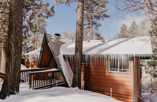Moonridge Cabin | Under the Starry Skies