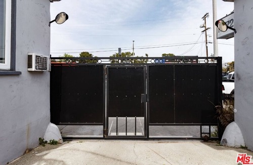 Studio City Apartment | Unfurnished Cozy Studio Apartment in Studio City