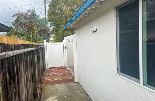 Westside Costa Mesa House | Unit #2- The Escape Costa Mesa