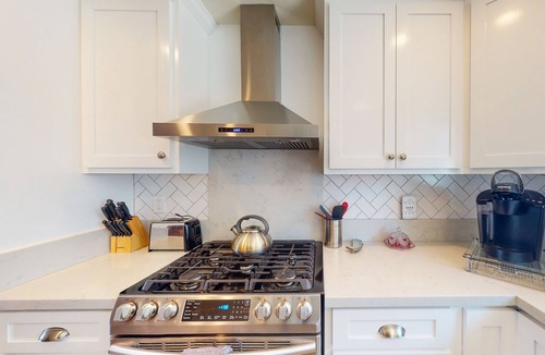 Del Rey Oaks House | Updated Del Rey Oaks Haven | Outdoor Living | Walk to Park & 5 Min to Beach