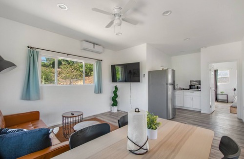 Vista Apartment | Upper deck entire condo, close to beaches and hospitals- in beautiful Vista CA!