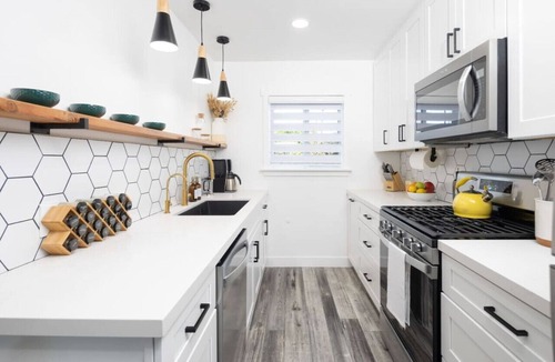 Grant Hill House | Upscale Oasis, Downtown SD, BBQ, Fire Pit & More!