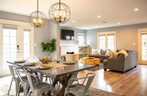 Anaheim Colony Historic District House | 154 m² House ∙ 4 bedrooms ∙ 10 guests