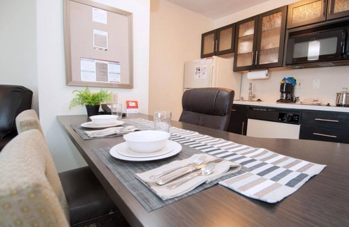 Anaheim Resort Resort | Vacation Day Is Always A Great Idea! Pets Allowed, Outdoor Patio
