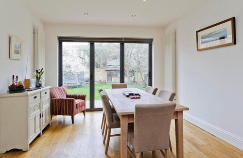 St. Leonard's House | Veeve - Space to Play