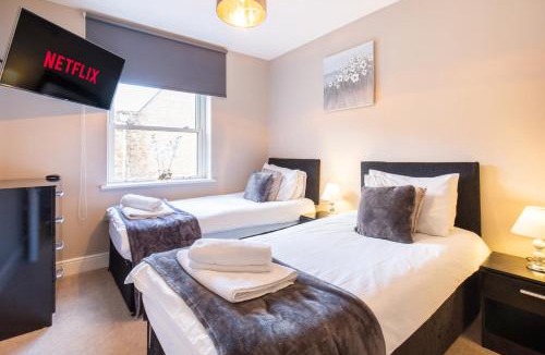 Hoddesdon Apartment | Velvet 2-bedroom apartment, Conduit Lane, Hoddesdon