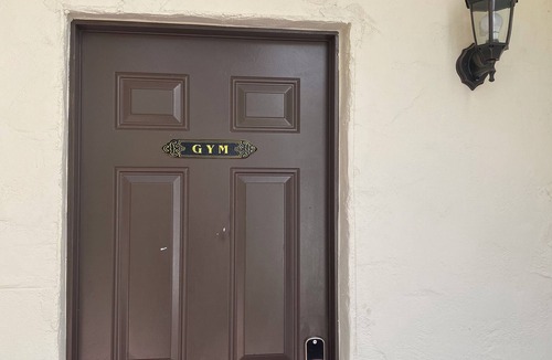 Santa Ana Apartment | Versatile Downtown 1B1B Home near Disneyland