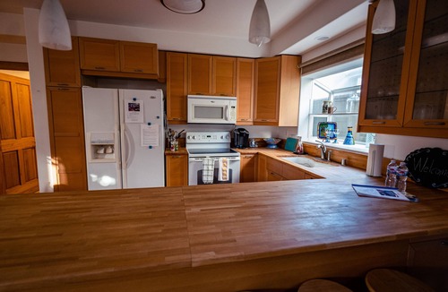 Santa Ana Heights House | Very Large Quiet 1 Bed/1 Bath Private Apt.- Newer w/Many Amenities Near Beaches