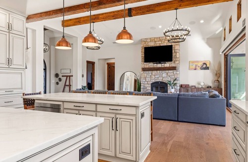 Temecula House | Via de la Sky Ranch | Sprawling Tuscan Villa in Wine Country