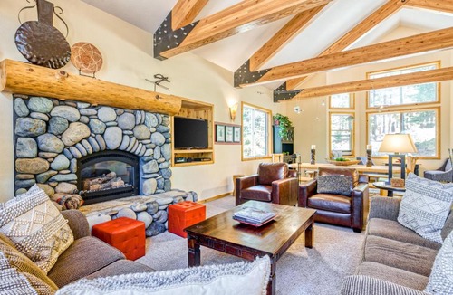 Truckee House | Victory Lodge Northstar