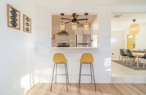 Twentynine Palms House | ✧VIEWS✧ 6min to Joshua Tree walk to bars + firepit