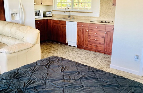 East San Jose Apartment | Views on a Hill.
