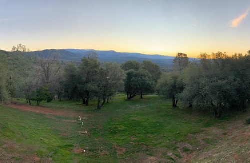Mariposa House | Villa Alta Vista at Yosemite- Views and Game Room