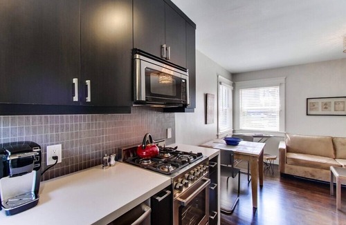 North Park Villa | Villa Barajas - Gorgeous, modern hide-away near Zoo & Park