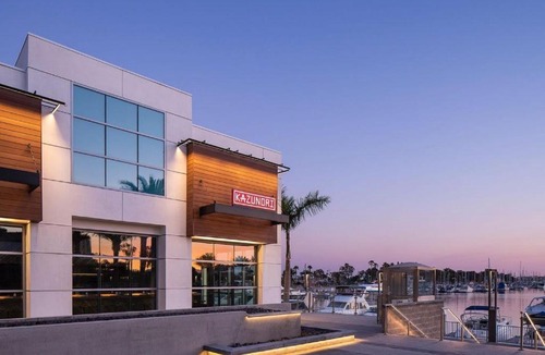 Marina del Rey Apartment | Villa Blanca: Immaculate, Spacious, Sylish, Modern 2+2