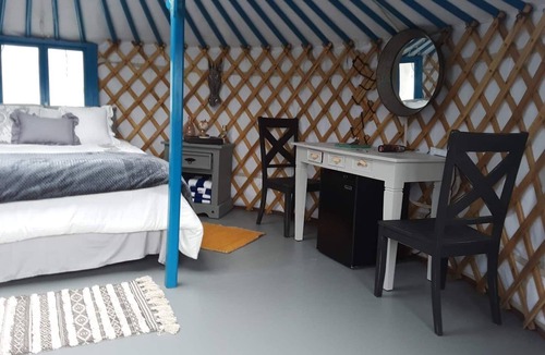 Bonsall House | Villa Bonsall - Yurt #1 (Medium)
