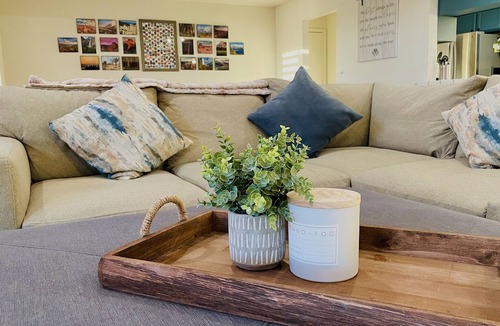 Oakhurst House | Villa near Yosemite & bass lake w/Hot Tub/EV charging