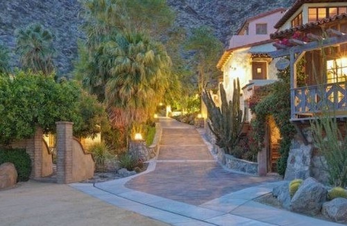 Historic Tennis Club Villa | Villa Raindrop