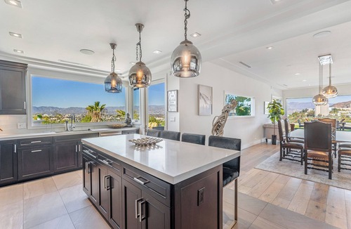 Studio City House | Villa with Incredible views!