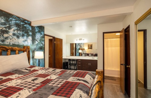 The Village Hotel | Village Suites Inn. Polar Bear, Perfect Location in the Village, fully equipped downstairs unit
