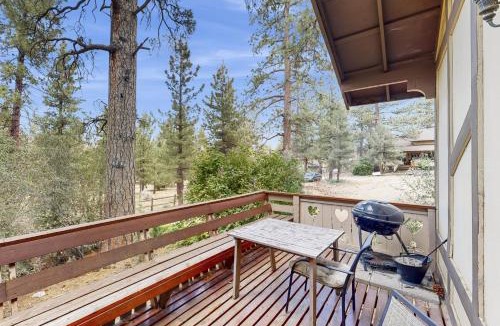 Woodlands House | Vintage Chalet