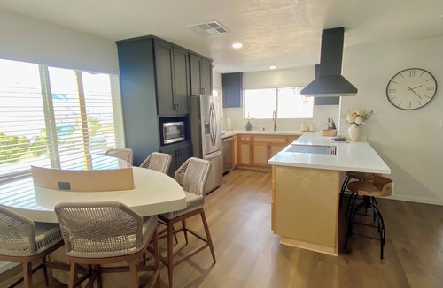 Lake Isabella House | Vista del Lago/Lake View/Sleeps 10