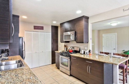 Hermosa Village House | Walk Across to Disney! Firepit~Game Room~2 MstrBRs